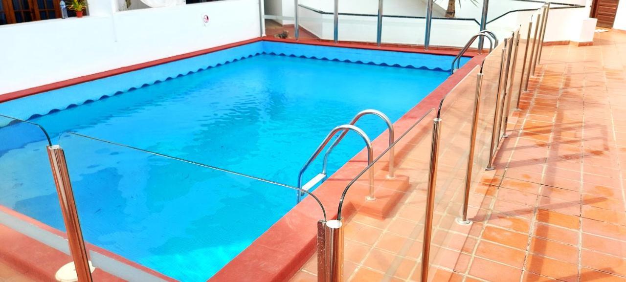 Los Cristianos Apartment, 1 Bedroom Wifi Free & Big Terrace Eksteriør billede