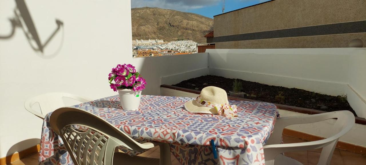 Los Cristianos Apartment, 1 Bedroom Wifi Free & Big Terrace Eksteriør billede